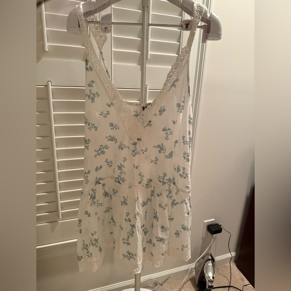 BY ANTHROPOLOGIE EMBROIDERED-TRIM V-NECK MINI SLEEP DRESS - Picture 5 of 5